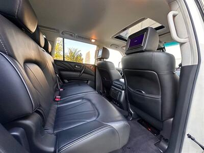 2017 INFINITI QX80   - Photo 24 - Madison, WI 53716