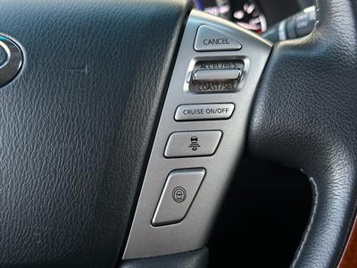2017 INFINITI QX80   - Photo 34 - Madison, WI 53716