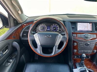 2017 INFINITI QX80   - Photo 15 - Madison, WI 53716