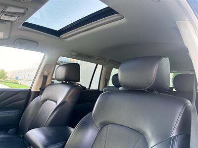 2017 INFINITI QX80   - Photo 19 - Madison, WI 53716