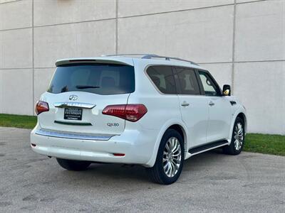 2017 INFINITI QX80   - Photo 11 - Madison, WI 53716