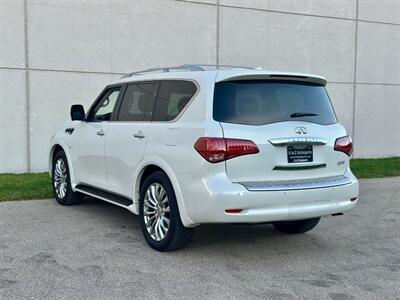 2017 INFINITI QX80   - Photo 10 - Madison, WI 53716