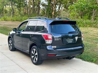 2018 Subaru Forester 2.5i Premium   - Photo 8 - Madison, WI 53716