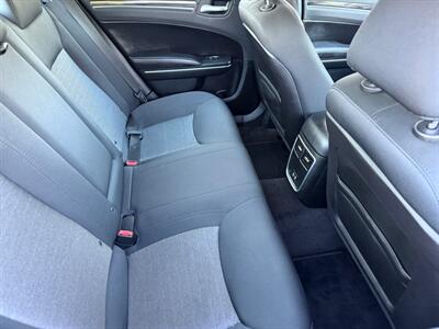 2018 Chrysler 300 Series Touring - Photo 12 - Madison, WI 53716