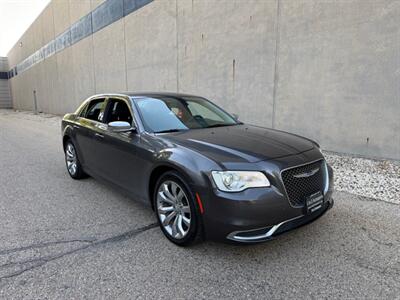 2018 Chrysler 300 Series Touring - Photo 4 - Madison, WI 53716