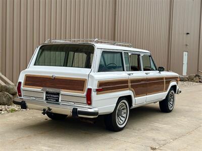 1984 Jeep Grand Wagoneer 4dr   - Photo 9 - Madison, WI 53716