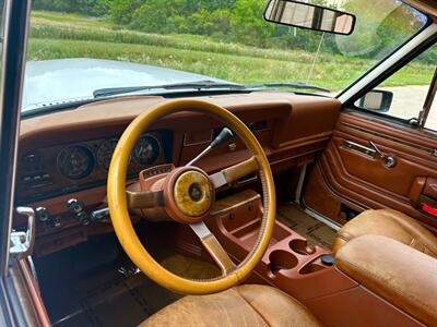 1984 Jeep Grand Wagoneer 4dr   - Photo 16 - Madison, WI 53716