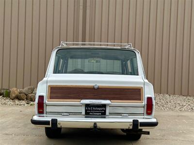 1984 Jeep Grand Wagoneer 4dr   - Photo 12 - Madison, WI 53716