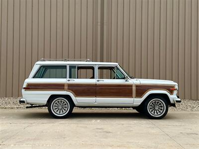 1984 Jeep Grand Wagoneer 4dr   - Photo 7 - Madison, WI 53716