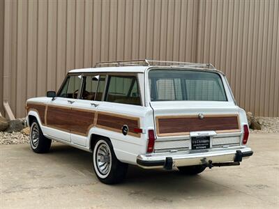 1984 Jeep Grand Wagoneer 4dr   - Photo 10 - Madison, WI 53716