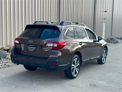 2019 Subaru Outback 3.6R Limited   - Photo 9 - Madison, WI 53716