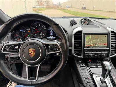 2016 Porsche Cayenne   - Photo 24 - Madison, WI 53716