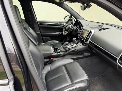 2016 Porsche Cayenne   - Photo 16 - Madison, WI 53716
