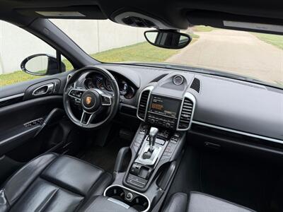 2016 Porsche Cayenne   - Photo 19 - Madison, WI 53716