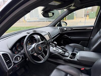 2016 Porsche Cayenne   - Photo 25 - Madison, WI 53716