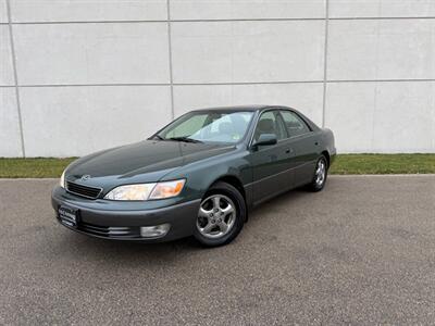 1999 Lexus ES 300   - Photo 1 - Madison, WI 53716