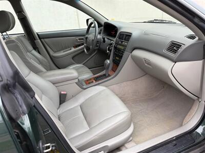 1999 Lexus ES 300   - Photo 13 - Madison, WI 53716