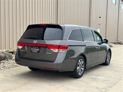 2014 Honda Odyssey Touring   - Photo 9 - Madison, WI 53716