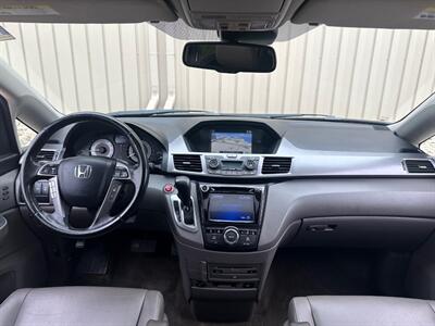 2014 Honda Odyssey Touring   - Photo 15 - Madison, WI 53716