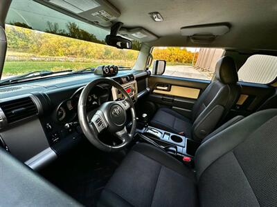 2012 Toyota FJ Cruiser   - Photo 16 - Madison, WI 53716