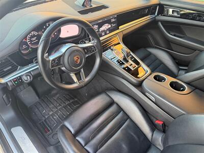 2017 Porsche Panamera 4S - Photo 9 - Madison, WI 53716