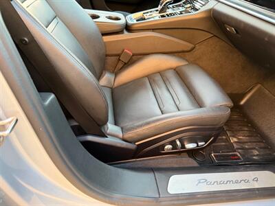 2017 Porsche Panamera 4S - Photo 28 - Madison, WI 53716