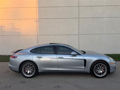 2017 Porsche Panamera 4S - Photo 46 - Madison, WI 53716
