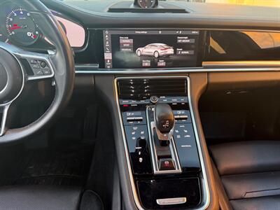 2017 Porsche Panamera 4S - Photo 18 - Madison, WI 53716
