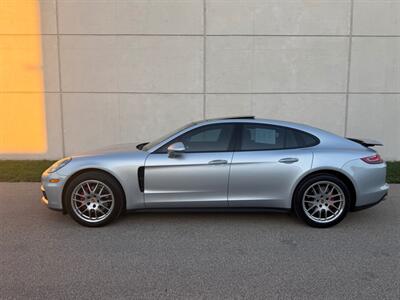 2017 Porsche Panamera 4S - Photo 3 - Madison, WI 53716