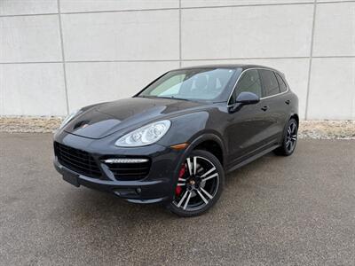 2014 Porsche Cayenne Turbo S   - Photo 5 - Madison, WI 53716