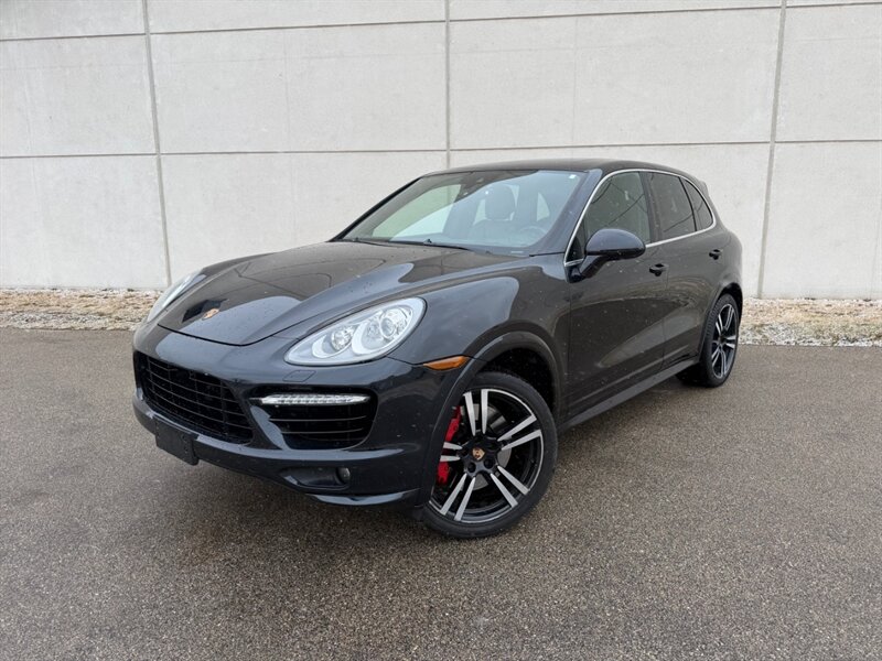 2014 Porsche Cayenne Turbo S  