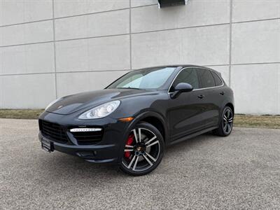 2014 Porsche Cayenne Turbo S   - Photo 4 - Madison, WI 53716