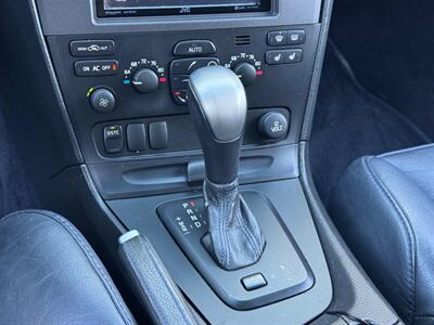 2004 Volvo V70 R   - Photo 30 - Madison, WI 53716