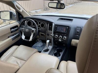 2015 Toyota Sequoia Limited   - Photo 16 - Madison, WI 53716