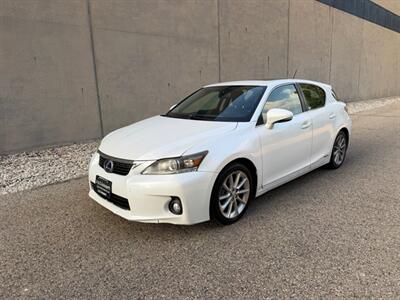 2011 Lexus CT 200h - Photo 9 - Madison, WI 53716