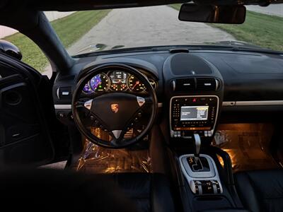 2006 Porsche Cayenne Turbo   - Photo 21 - Madison, WI 53716