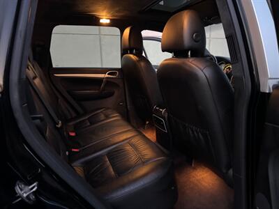 2006 Porsche Cayenne Turbo   - Photo 24 - Madison, WI 53716