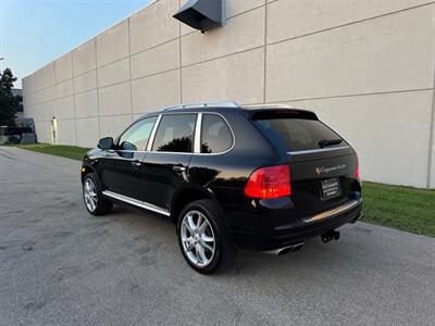 2006 Porsche Cayenne Turbo   - Photo 11 - Madison, WI 53716