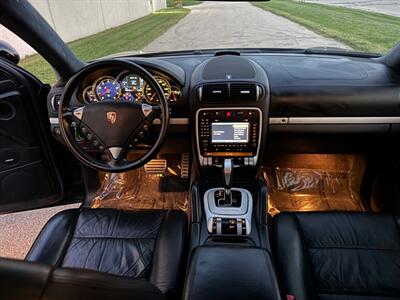 2006 Porsche Cayenne Turbo   - Photo 22 - Madison, WI 53716