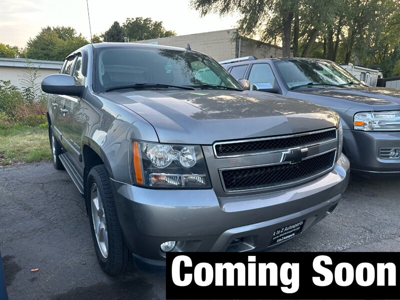 2008 Chevrolet Avalanche LT   - Photo 1 - Madison, WI 53716