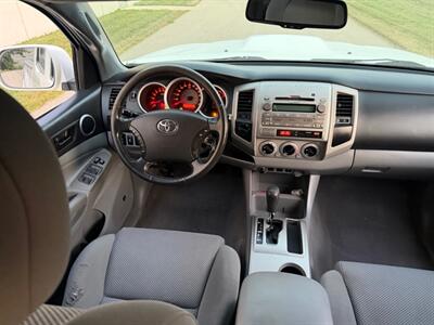 2010 Toyota Tacoma V6 - Photo 17 - Madison, WI 53716