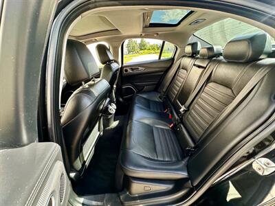 2017 Alfa Romeo Giulia Ti   - Photo 26 - Madison, WI 53716