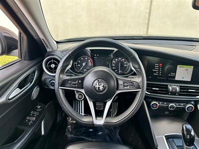 2017 Alfa Romeo Giulia Ti   - Photo 16 - Madison, WI 53716