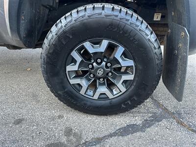 2016 Toyota Tacoma TRD Off-Road   - Photo 30 - Madison, WI 53716