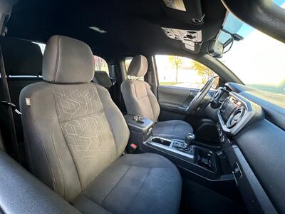 2016 Toyota Tacoma TRD Off-Road   - Photo 16 - Madison, WI 53716