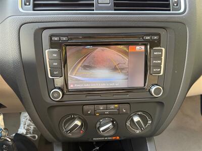 2014 Volkswagen Jetta TDI Value Edition - Photo 26 - Madison, WI 53716