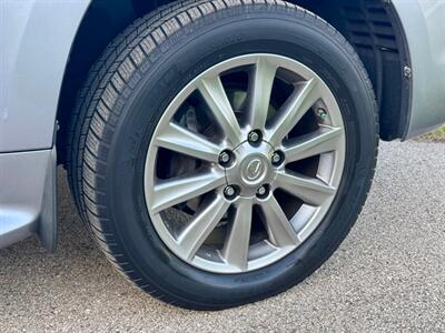 2010 Lexus LX 570 - Photo 41 - Madison, WI 53716