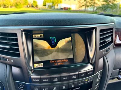 2010 Lexus LX 570 - Photo 32 - Madison, WI 53716