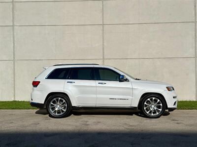 2019 Jeep Grand Cherokee Summit   - Photo 7 - Madison, WI 53716
