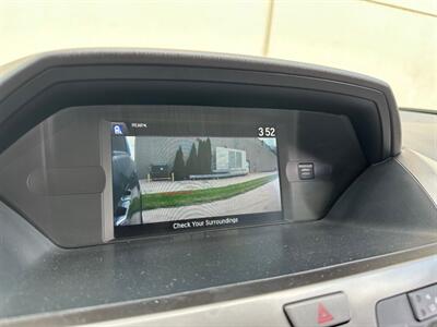 2015 Honda Odyssey Touring  Handicap Mobility BraunAbility - Photo 33 - Madison, WI 53716